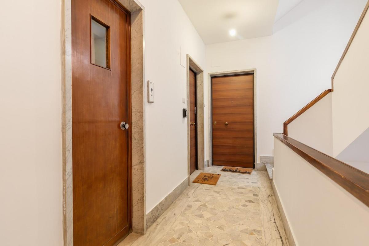 Design Apartment, Near Tiburtina Station Apartment Rom